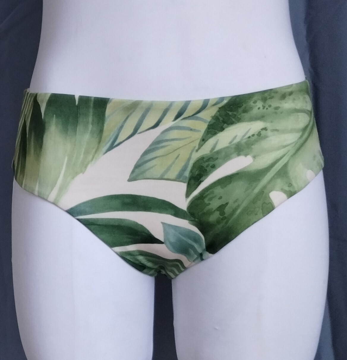 BIKINI BOTTOM