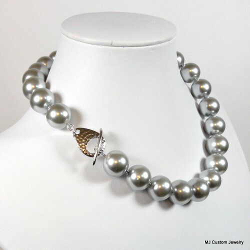 Jumbo Silver Pearl & Hammered Silver Toggle Necklace