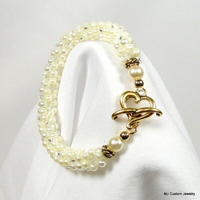 Cream Pearl & Crystal Gold Heart Toggle Bracelet