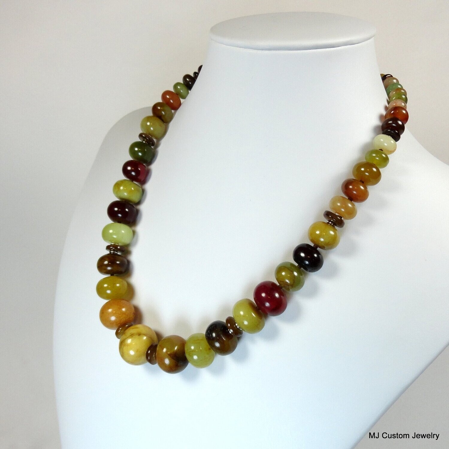 Apple Jade Gemstone Graduating Rondelle Necklace