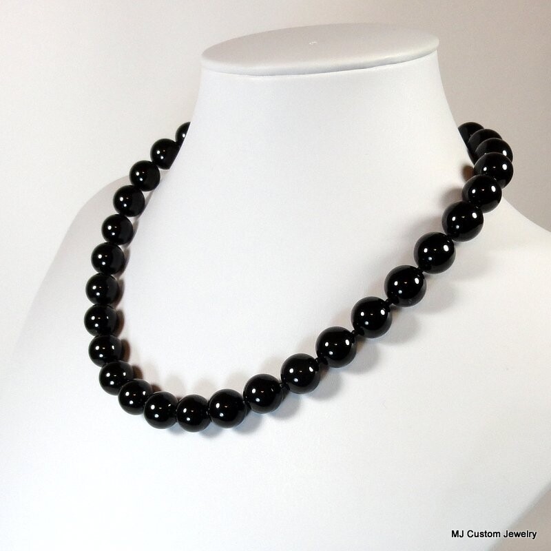 Onyx Gemstone Basic Round Bead Necklace