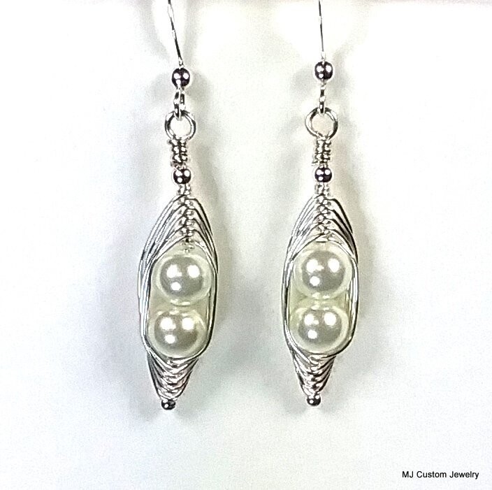 Cream Pearl Peas in a Pod Earrings
