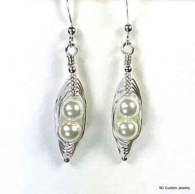 Cream Pearl Peas in a Pod Earrings