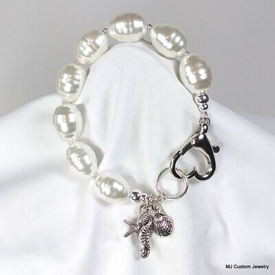 White Baroque Shell Pearl & Jumbo Heart Clasp Bracelet