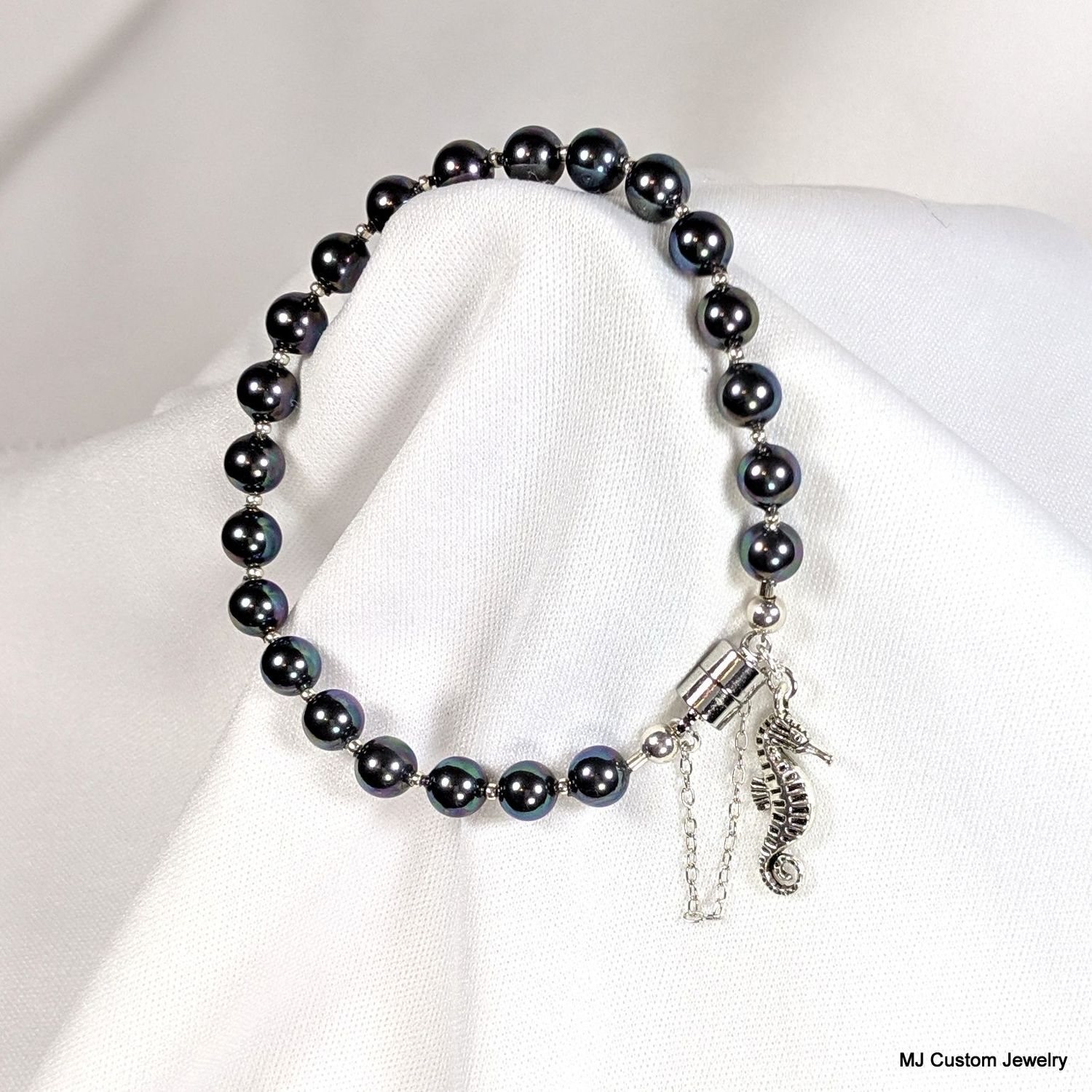 Peacock Shell Pearl & Seahorse Charm Magnetic Clasp Bracelet
