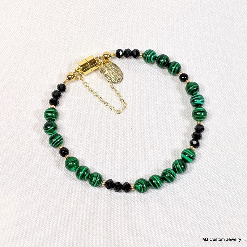 Malachite, Jet Glass & Brushed Gold Drop Magnetic Clasp Bracelet