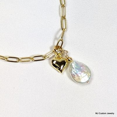 Baroque Coin Pearl & Heart Charm Pendant Necklace Baroque Coin Pearl & Heart Charm Pendant Necklace