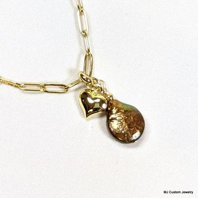 Bronze FW Coin Pearl & Heart Charm Pendant Necklace Bronze FW Coin Pearl & Heart Charm Pendant Necklace