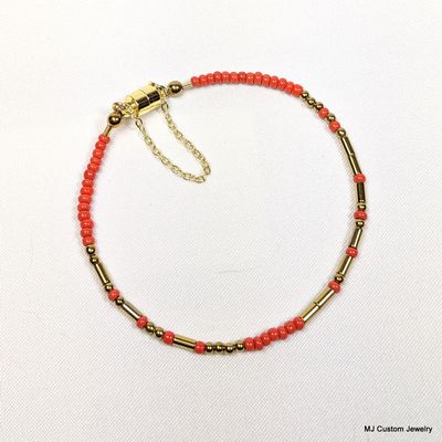 FAITH MANAGES Coral Rocailles Morse Code Bracelet