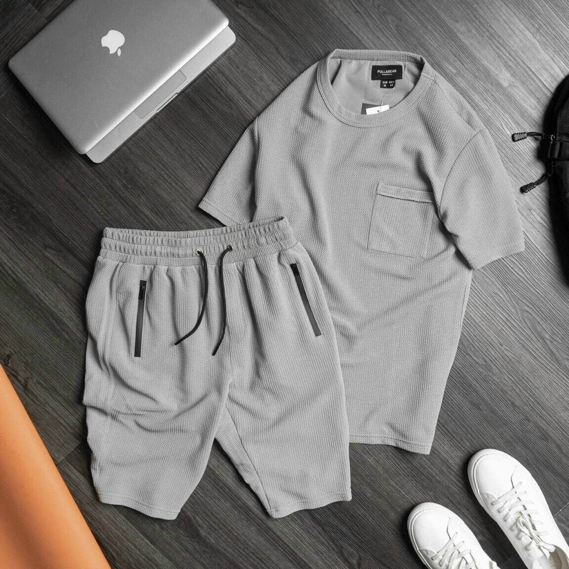 Bộ quần áo cộc tay
SALES 40% (289k-&gt;169k )