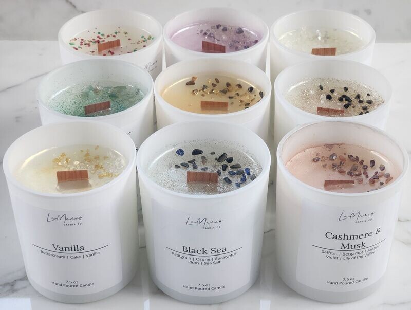 Candle with shimmer pigment, glitter, gemstones