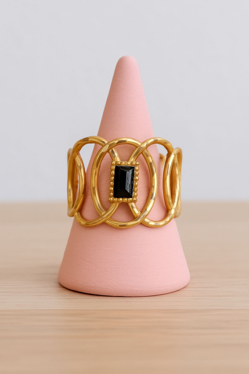ANILLO CON PIEDRA NEGRA