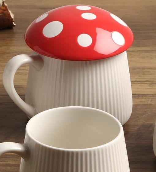 TAZA CON TAPA SETA ROJA