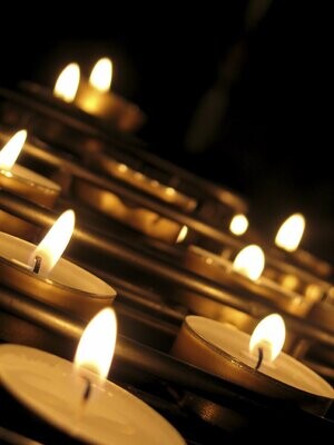 VELAS Y ACCESORIOS