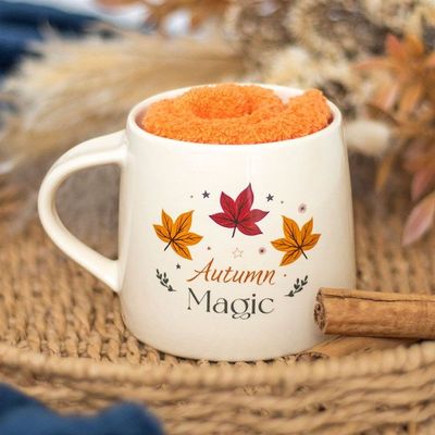 TAZA CON CALCETINES "AUTUMN MAGIC"