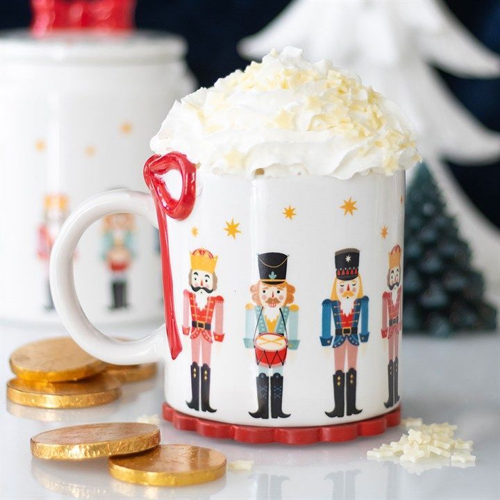 TAZA CASCANUECES LAZO