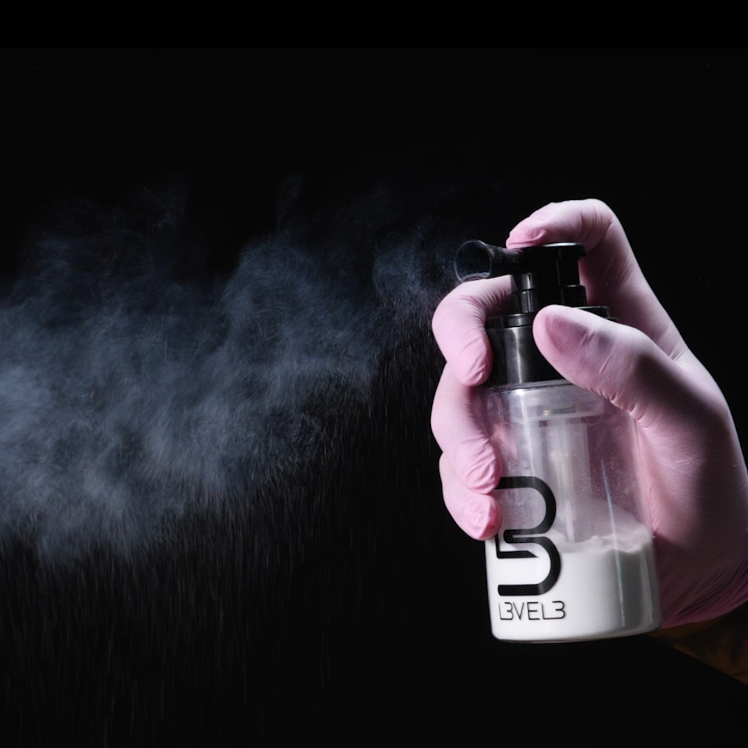 L3VEL3 | Spargi Talco Powder Spray Bottle