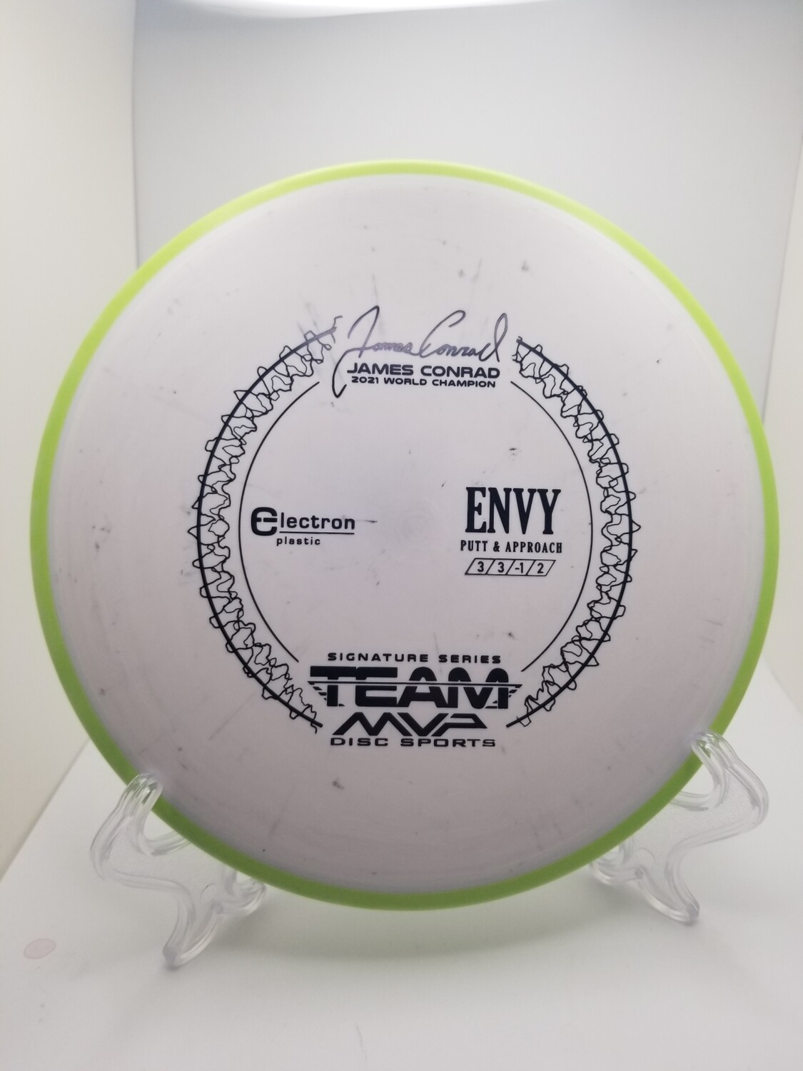 Axiom Discs James Conrad Signature Series Team MVP Electron Envy (170-175g / Stamped)