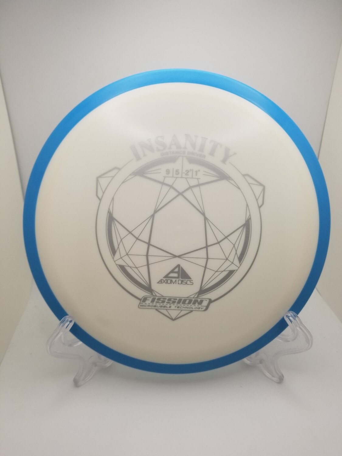 Axiom Discs Insanity White Stamped with Blue Rim Fission 152g
