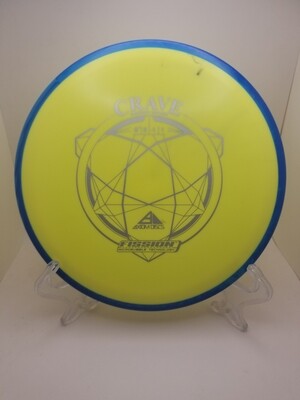 Axiom Discs Crave Yellow with Blue/black swirl Rim Fission Stamped 158g