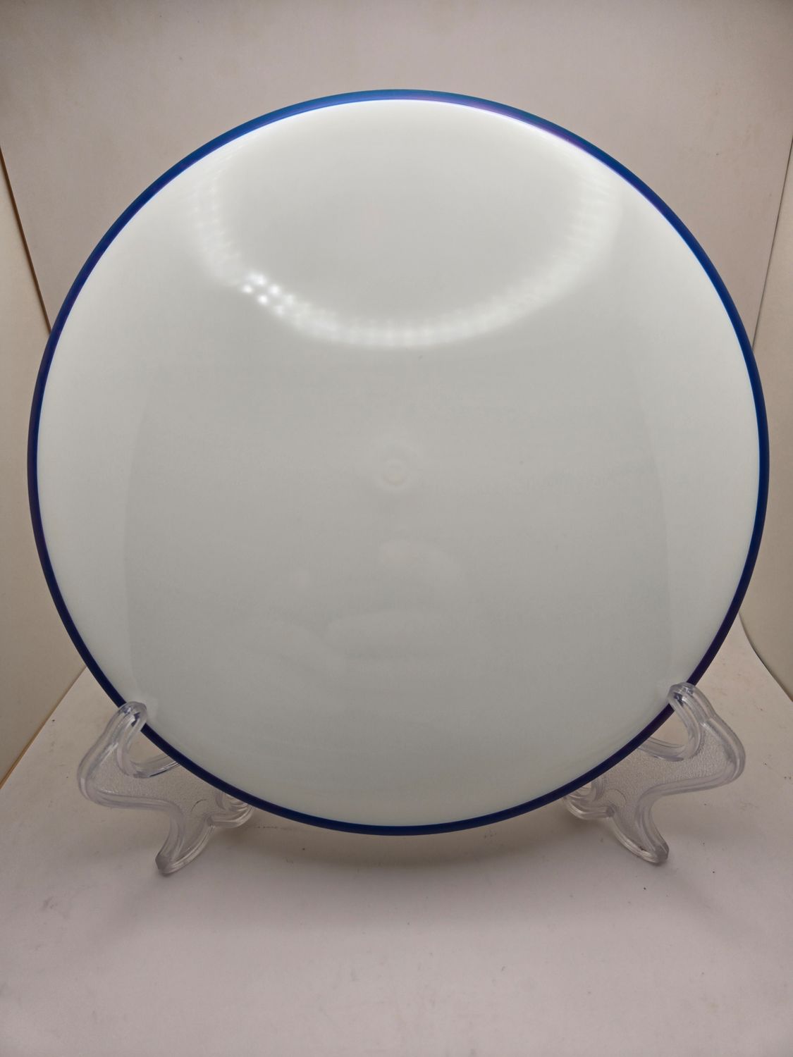 Dyers&#39; Delight Axiom Discs Proxy Neutron Soft White Blank with Blue Rim 172g