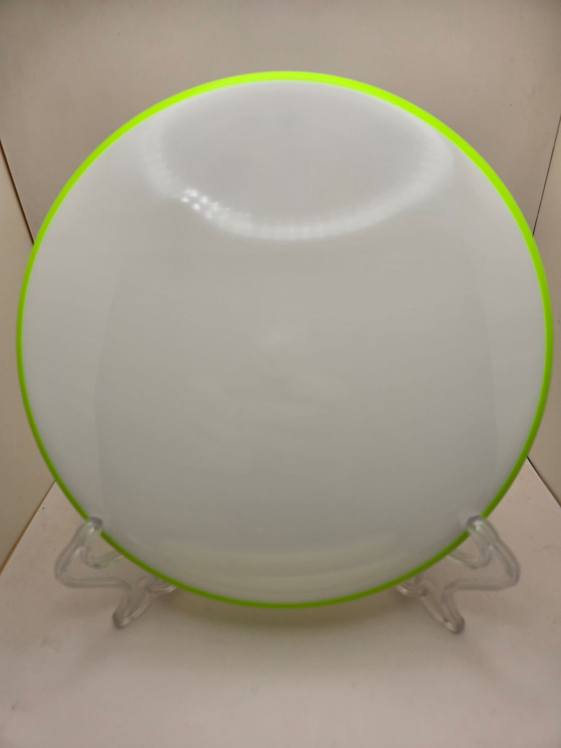 Dyers&#39; Delight Axiom Discs Proxy Neutron Soft White Blank with Dayglow Green Rim 173-174g