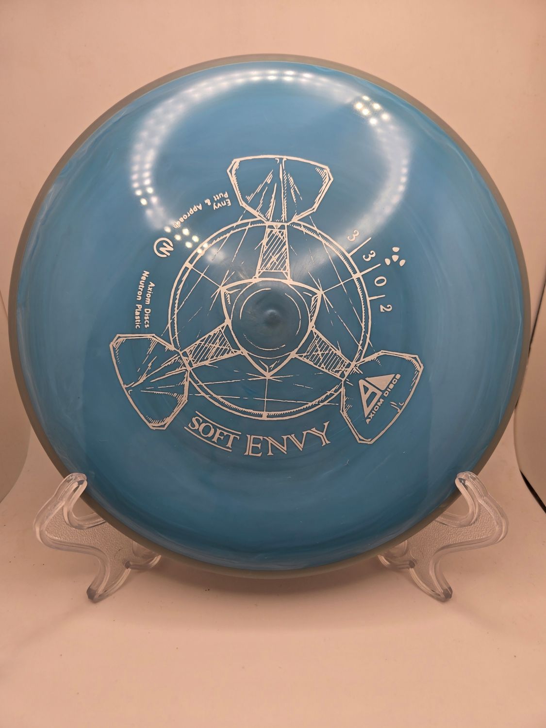 Axiom Discs Envy Soft Neutron Blue with Grey Rim 173g.