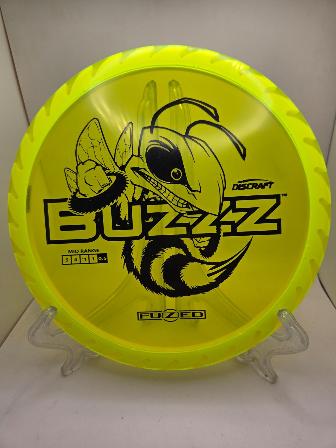 Discraft Discs Fuzed Z Buzzz with BuzzzSaw Pattern Yellow with White Back Black Stamp 177+g