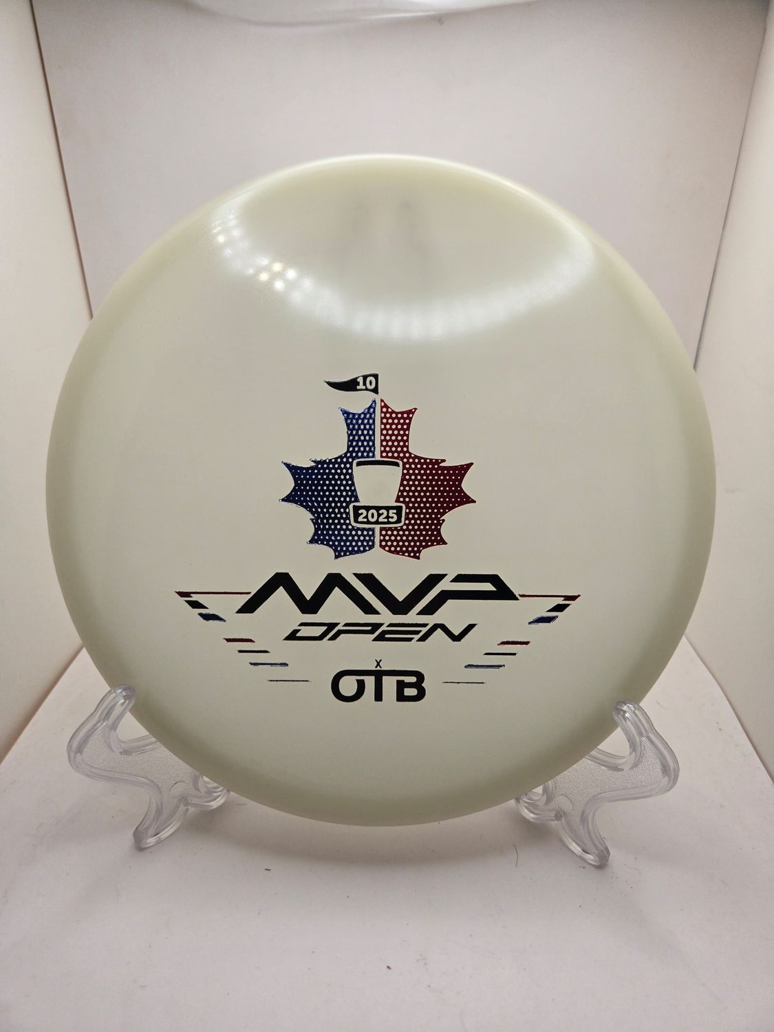 Axiom Discs MVP Open Total Eclipse Proxy Purple Plate White Rim 174g