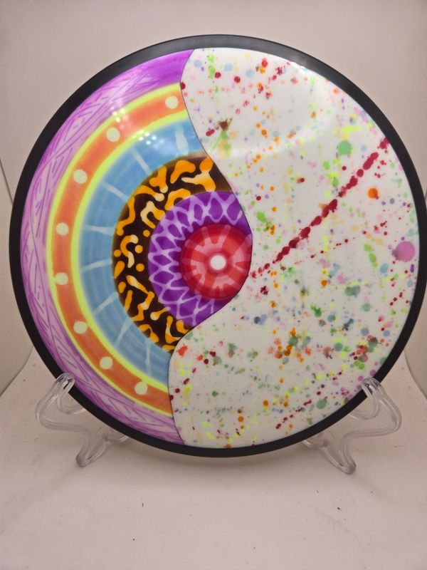 MVP Discs Servo Dyed Half and half Rainbow/Splatter Neutron 173g