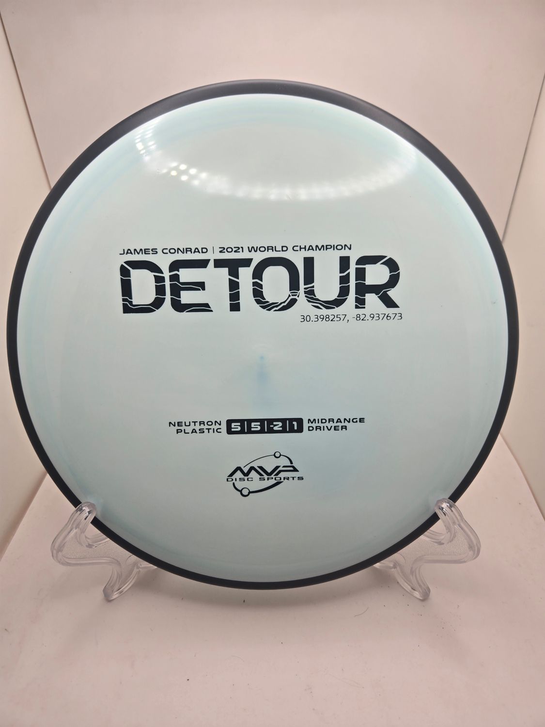 MVP Discs Neutron Whitish/Light Blue Detour Stock 178g