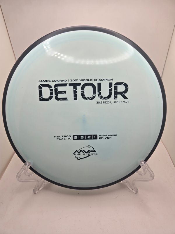 MVP Discs Neutron Whitish/Light Blue Detour Stock 178g