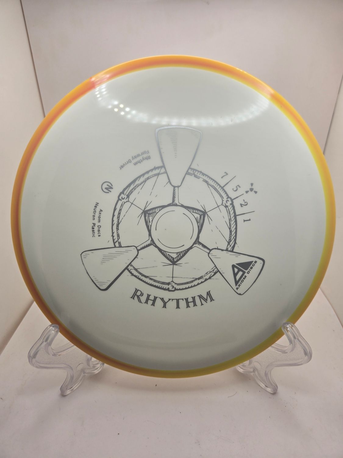 Axiom Discs Rhythm White with Orange/Yellow Swirly Rim Neutron 163g