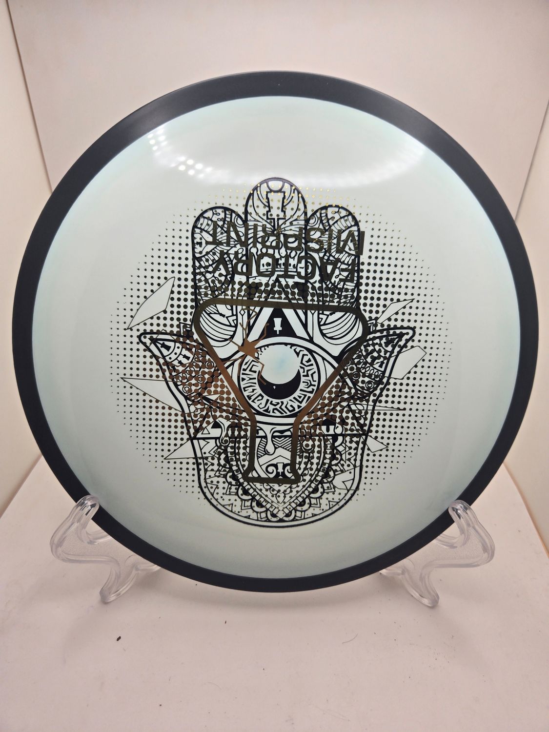 MVP Discs Neutron Misprint Handeye Stamp Trail Whitish/Light Blue 175g