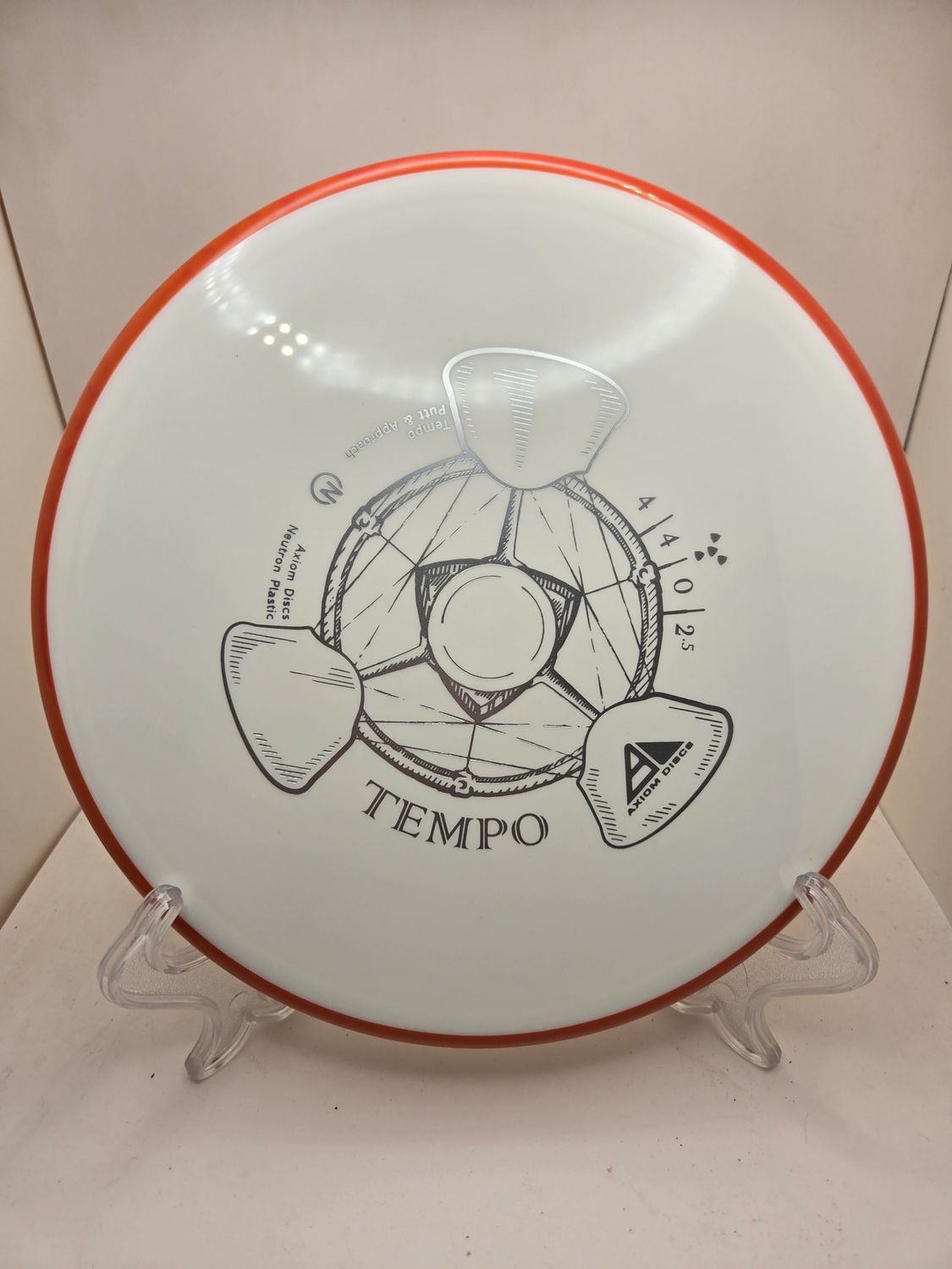 Axiom Discs Tempo Neutron Stock White with Redish/Orange Rim 171g