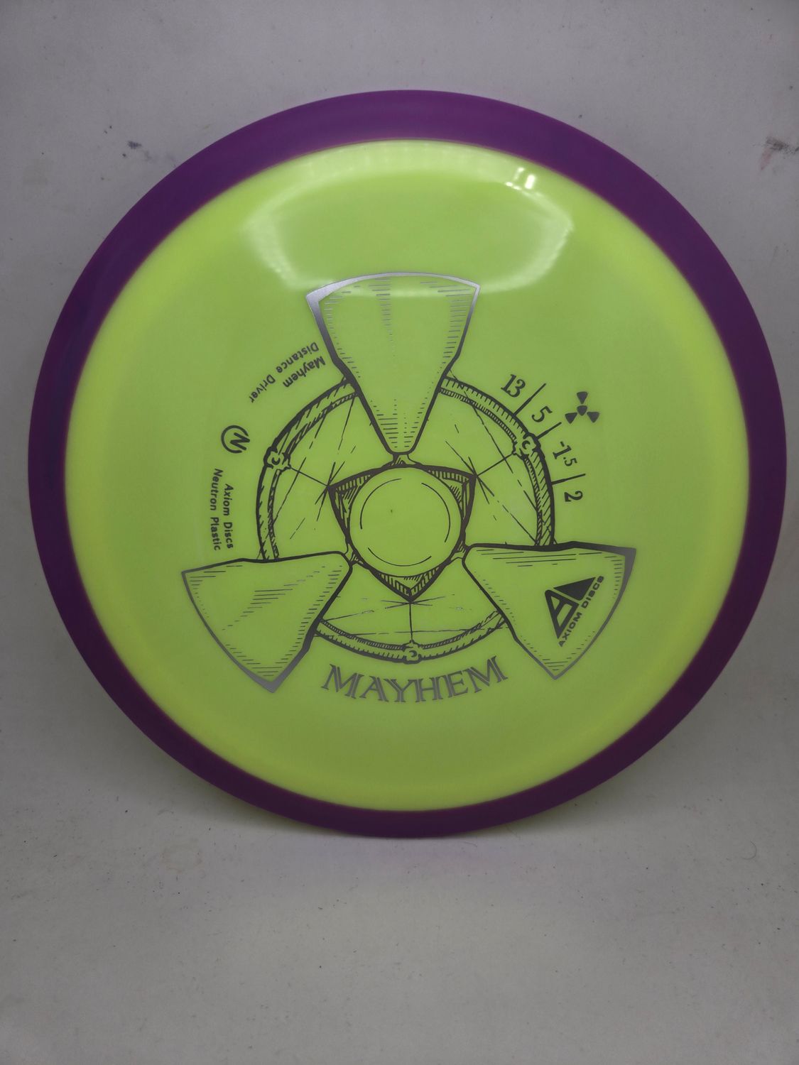 Axiom Discs Mayhem Neutron Dayglow Green with Purple Rim 167g