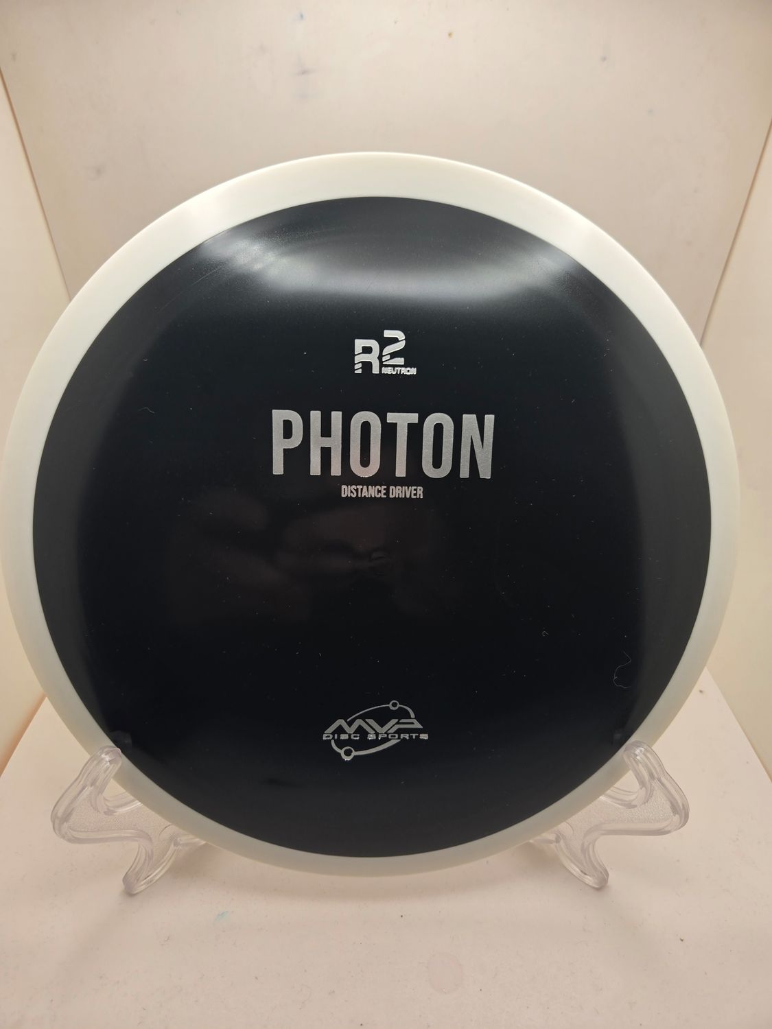 MVP Discs R2 Photon Black with White Rim Plasma 167g