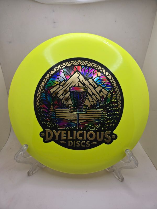 Innova Discs Triple Foil 1 of 1 Dyelicious Discs Stamped Star Fox Yellow with Gradient Fade Background and Gold Stamp 180g