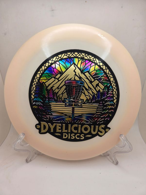 Innova Discs Triple Foil 1 of 1 Dyelicious Discs Pink Glow Destroyer with Gradient Background and Gold Stamp 173-175g