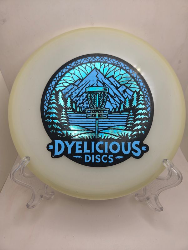 Axiom Discs Hex Total Eclipse Green Rim White Plate Triple Foil 1 of 1 Dyelicious Discs Stamp with Blue Flower background and with Blue Stamp 176g