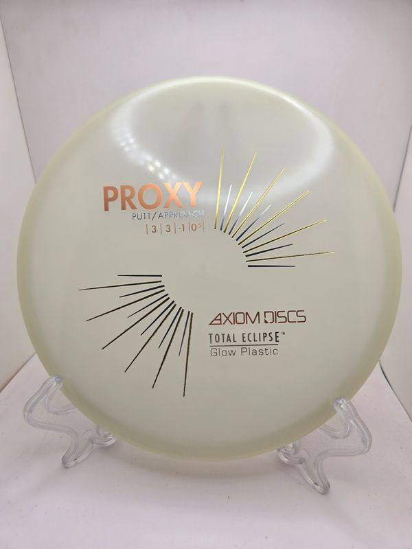 Axiom Discs Proxy Glow Total Eclipse Stock Purple Plate with light Blue Rim 173g