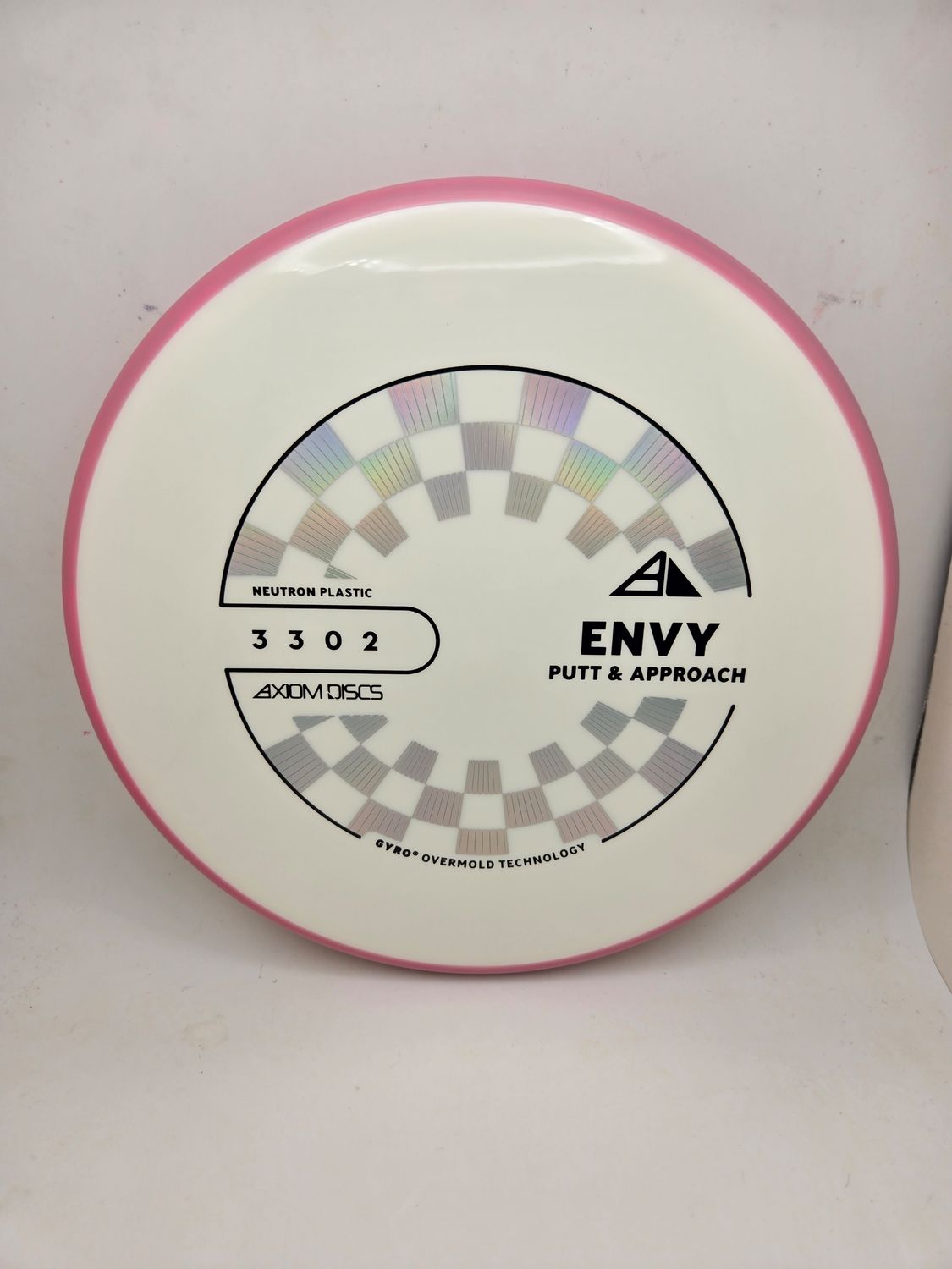Axiom Discs Envy Neutron White with Pink Rim 174g.