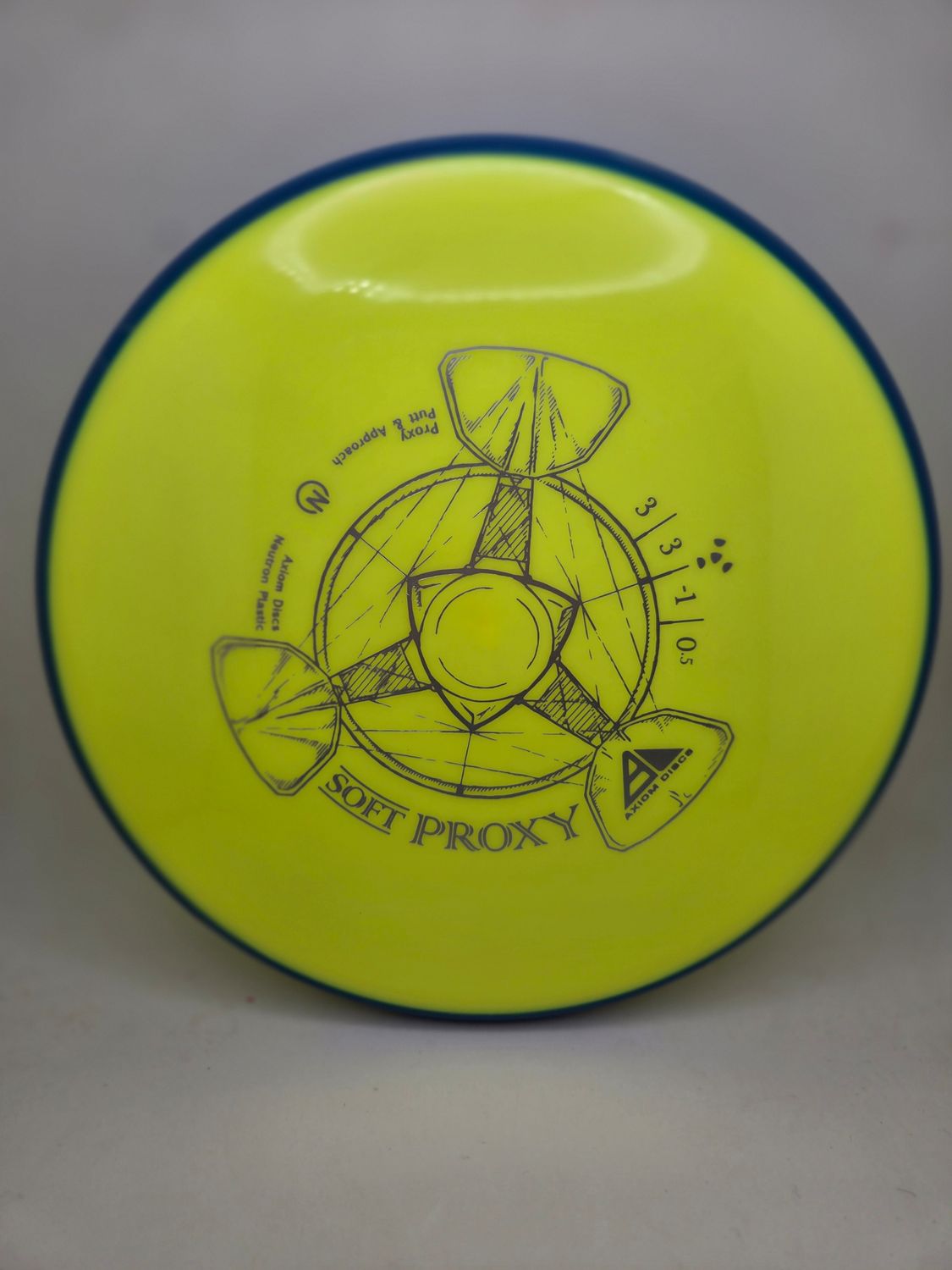 Axiom Discs Proxy Soft Neutron Yellow with Blue Rim 165g