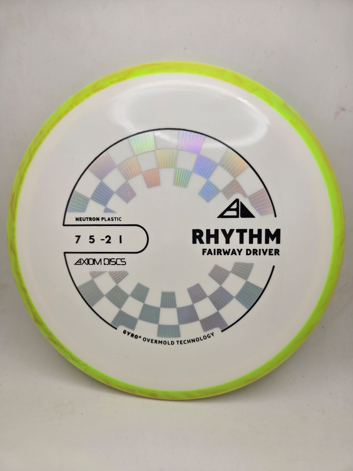 Axiom Discs Neutron Rhythm White with Swirly Green Rim 167g