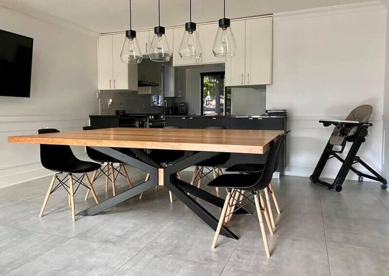 Table coeur de bois