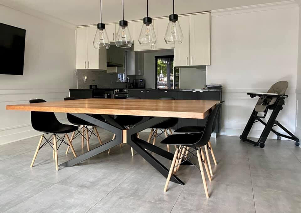 Table coeur de bois