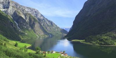 Explore Sognefjorden