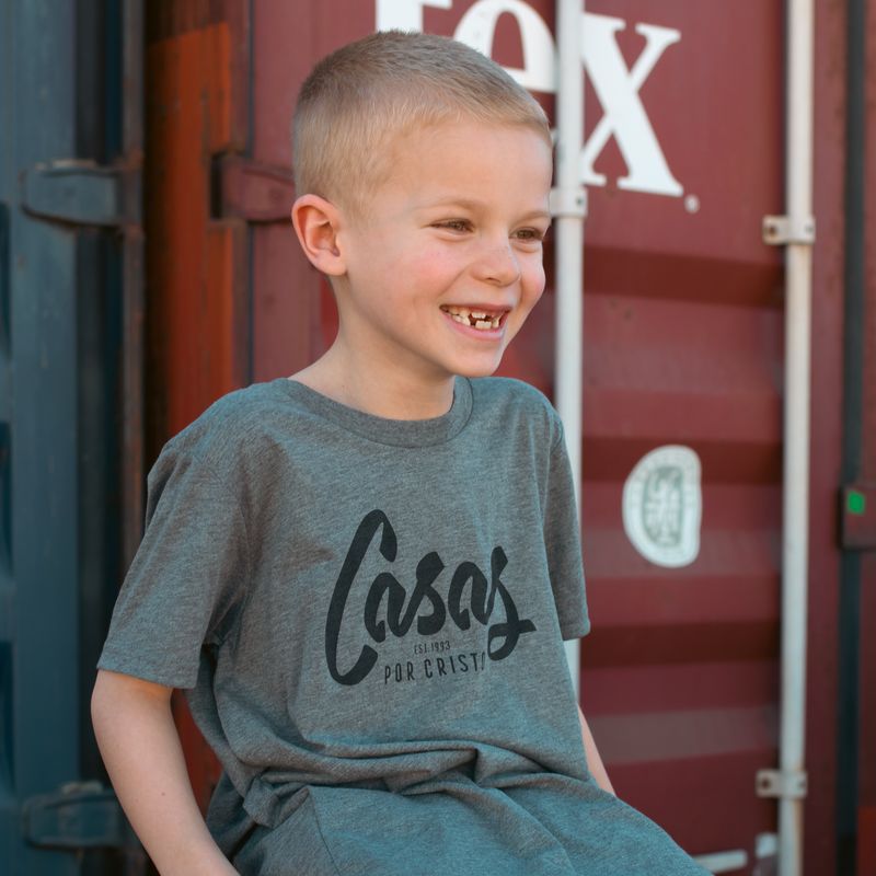 CLASSIC SCRIPT KIDS TEE GRAY