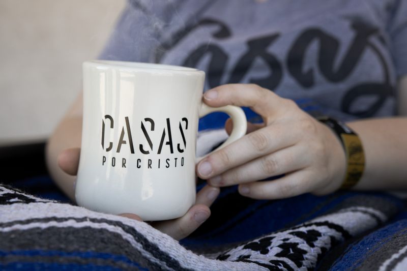 CLASSIC WHITE MUG