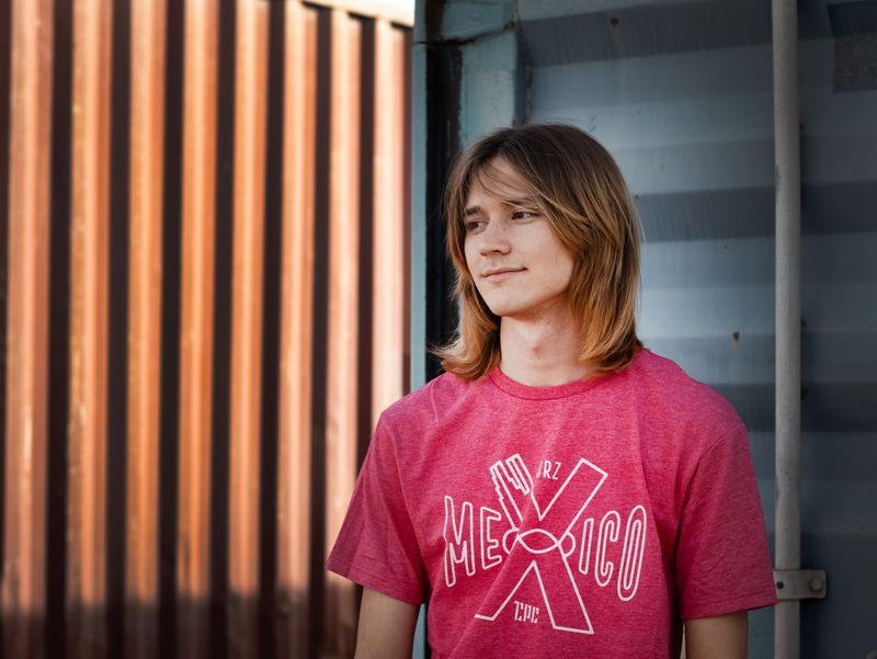 JUAREZ LOCATION TEE RED